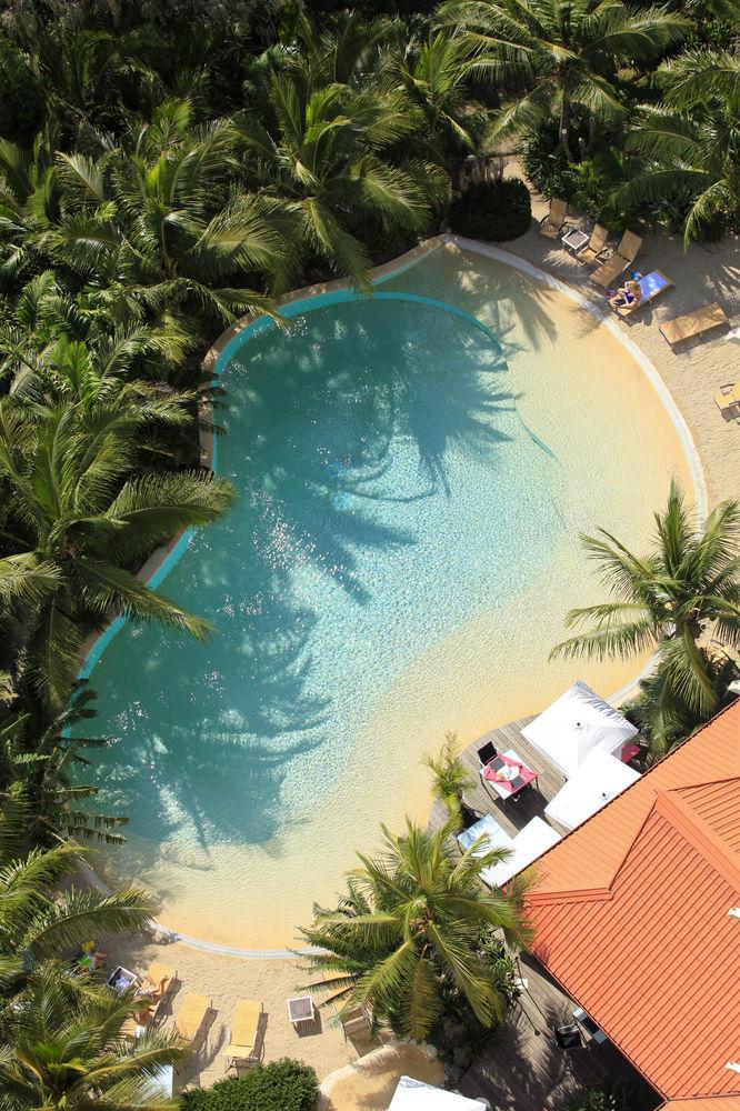 Ramada Hotel & Suites By Wyndham Noumea Exterior foto