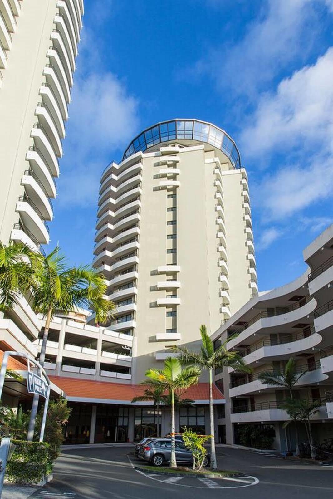 Ramada Hotel & Suites By Wyndham Noumea Exterior foto