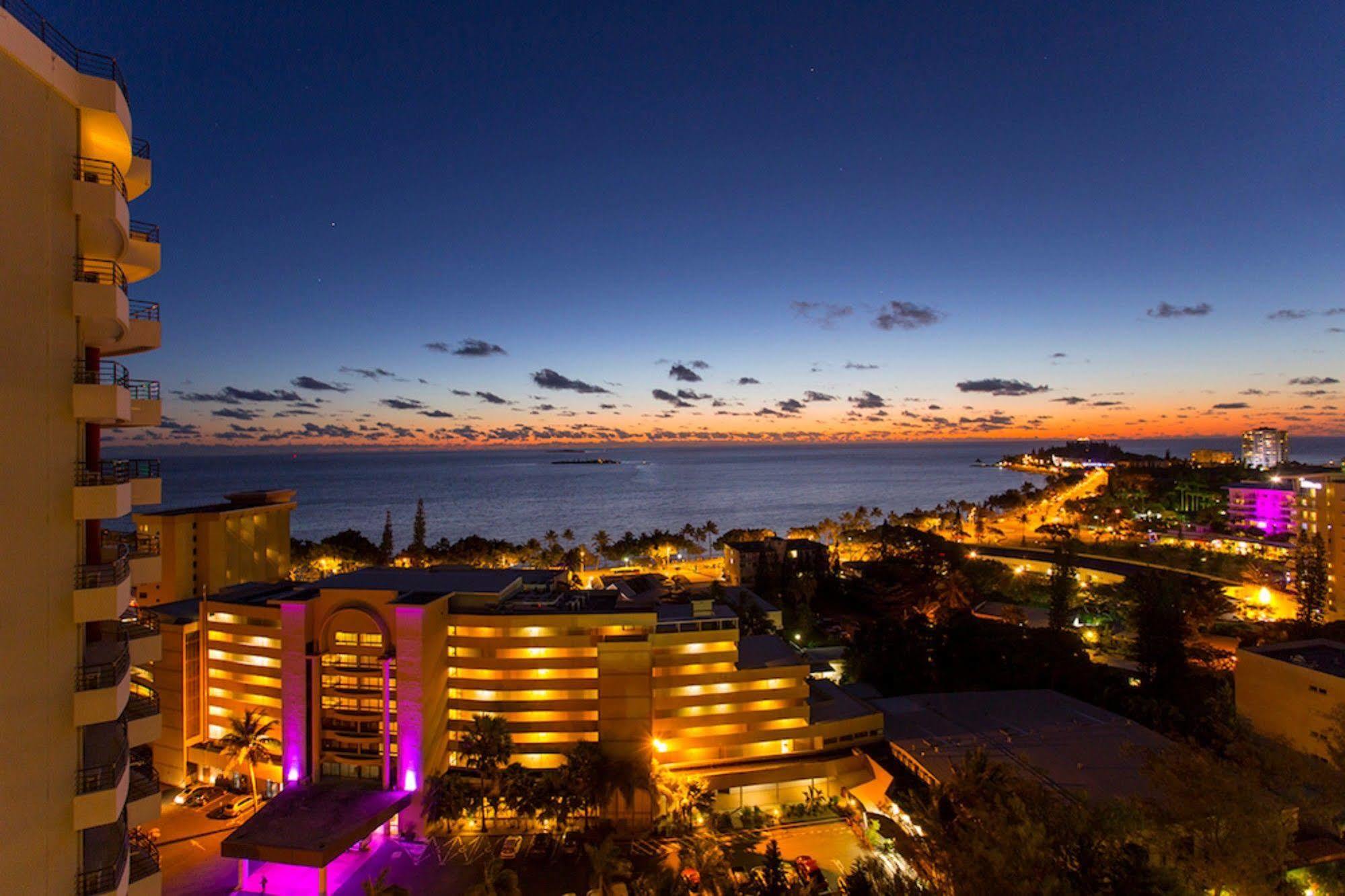 Ramada Hotel & Suites By Wyndham Noumea Exterior foto