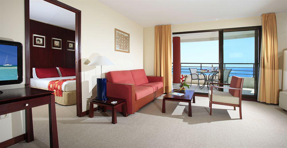 Ramada Hotel & Suites By Wyndham Noumea Exterior foto